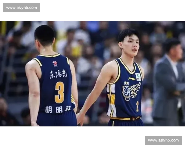 CBA焦点对决广州迎战广东南粤德比点燃季后赛希望之夜强强对话